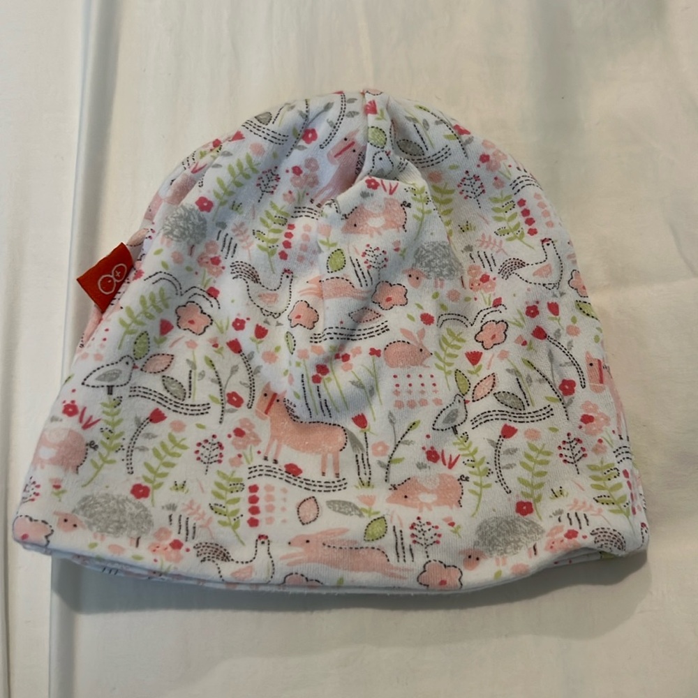 Magnetic Me Baby Beanie Hat up to 12 lbs reversible pink green grey sheep floral